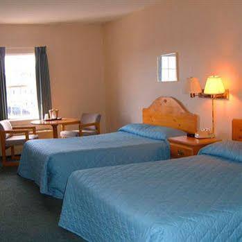 Olde Amish Inn Ronks Bagian luar foto